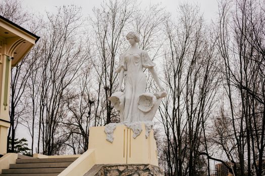 Куртизанки Самары: искусство интима и утонченной близости