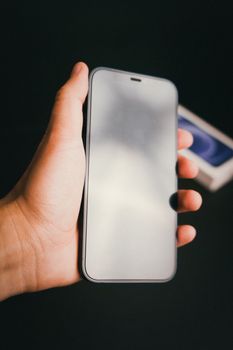 Finally Unlocked! Mous Breaks the Proprietary Charging Barrier for Pixel Watch 4