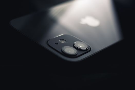 From Halide’s Lens to Apple’s Canvas: Sebastiaan de With Joins Cupertino’s Design Elite
