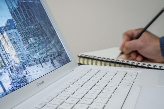 Prepare for Brilliance: MacBook Pro Set for Game-Changing OLED Upgrade Early Next Year!