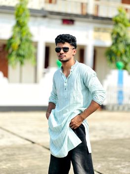 ‘মালিক’ (Malik) Official Trailer Drops: Arifin Shuvoo & Bidya Sinha Mim Promise a High‑Octane Eid Ul Adha Blockbuster