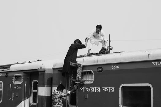 পথান ২ ট্রেলার রিলিজ: শাহ রুখ খাঁন ও দীপিকা পাদুকোনের নতুন যোড়া Bollywood-এ আবির্ভাব