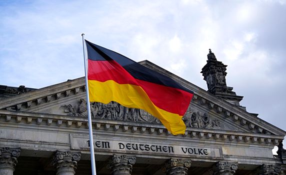 জার্মানিের নতুন সমবায় সরকার: জলবায়ু নীতির মোড় ও বিশ্বপ্রভাব