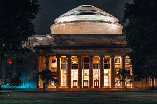 IBM-MIT Collaboration Unveils 1,000‑Qubit Error‑Corrected Quantum Processor, Marking a Leap Toward Practical Quantum Advantage