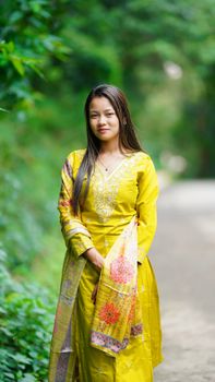 বোলিউডের নতুন জোড়া শাহ রুখ ও alia: ‘অমর প্রেম’-এর ট্রেলার রিলিজ, ফ্যানদের মধ্যে ঝোঁক