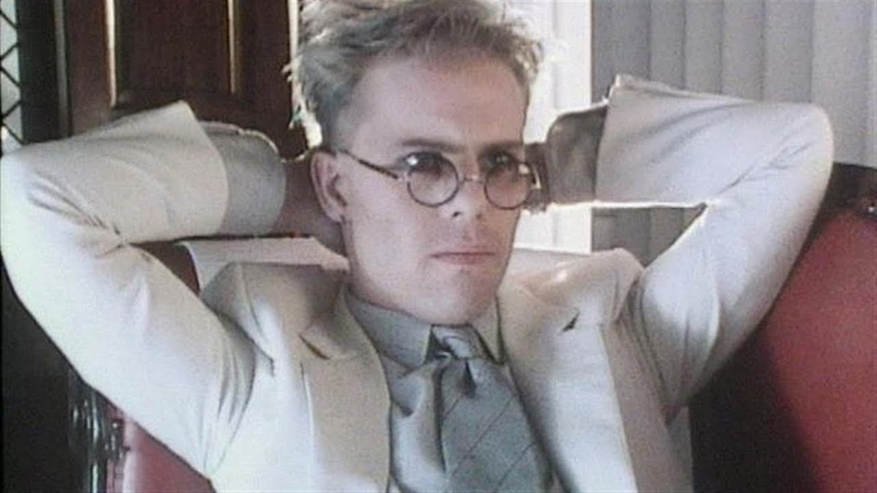 She Blinded Me with Science: Thomas Dolby’s 1982 Synthpop Anthem Exploring Scientific Themes